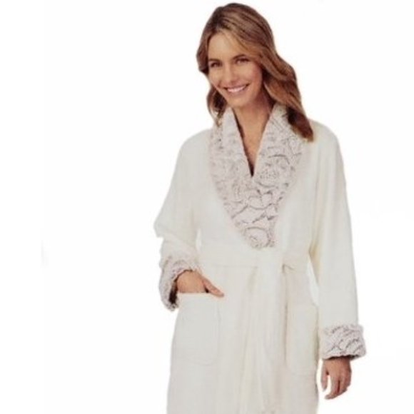 Carole Hochman Ladies' Plush Wrap Robe, IVORY M - Picture 3 of 4